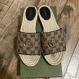 Woman’s GG Matelasse canvas espradille sandal